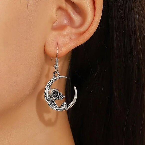Jewelry - NEW Skull earrings, crescent skull jewelry, goth jewelry, punk earring, skeleton